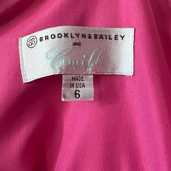 Satin high low dress with pockets! - Picture 3 of 3